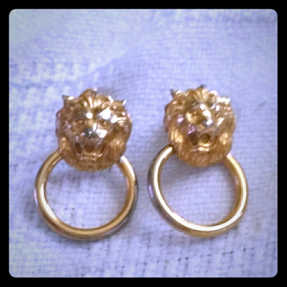 Vintage lion head earrings